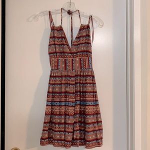 ONETHELAND bohemian style short dress sz. Small